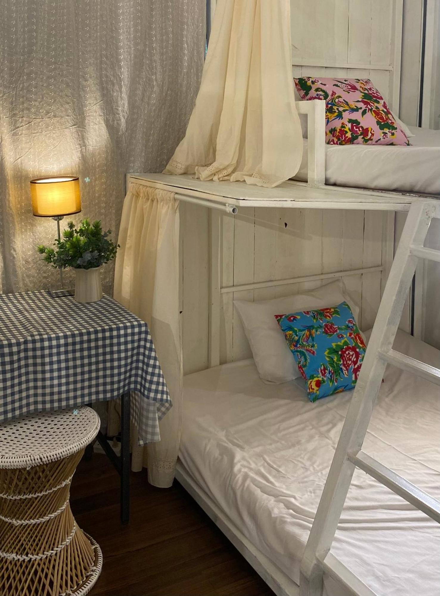 Chiza Hostel Chiangmai เชียงใหม่ ภายนอก รูปภาพ