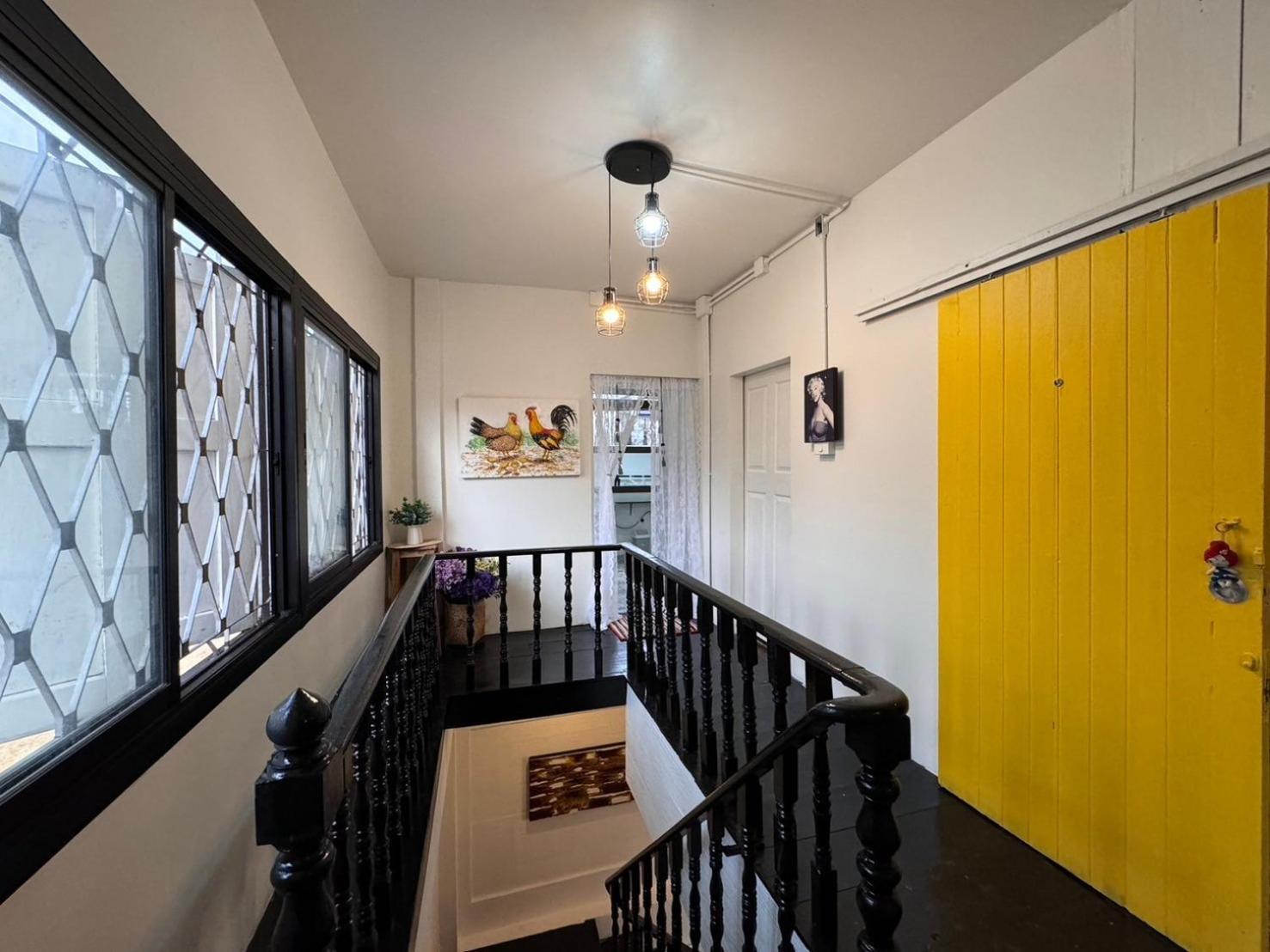 Chiza Hostel Chiangmai เชียงใหม่ ภายนอก รูปภาพ